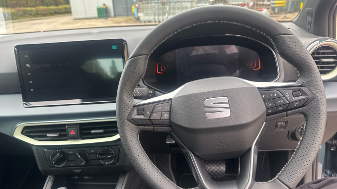 SEAT Arona 1.0 TSI 115 SE Technology 5dr DSG Petrol Hatchback - Image 10